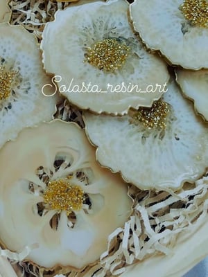 ELEGANT GOLD  ASSCENTED UNEVEN COASTERS — gallery