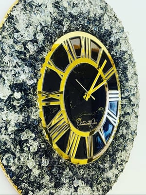 Black with Crystal Geode Clock — gallery